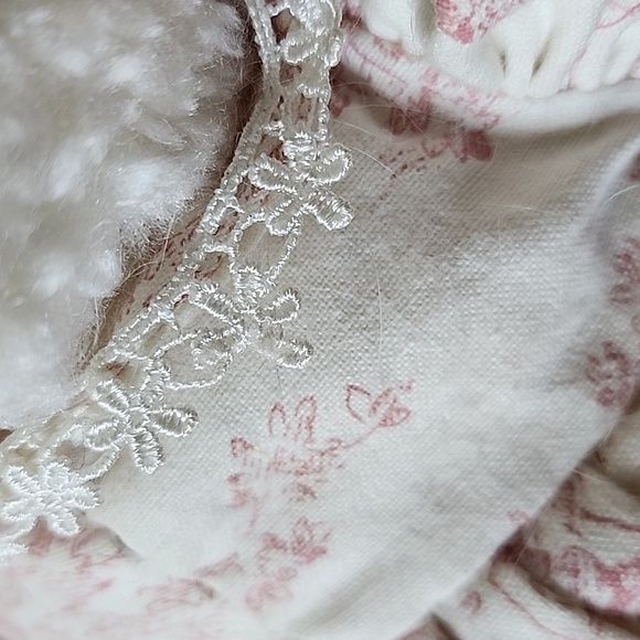 Standing Bunny w/Pearl Eyes, Ivory/Pink Dress - Picture 8 of 8